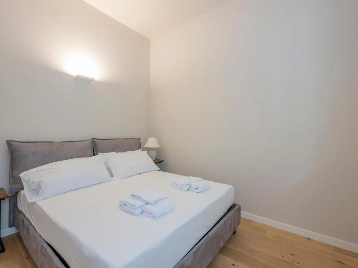 I Host Apartment - Ranzoni 1 Milan